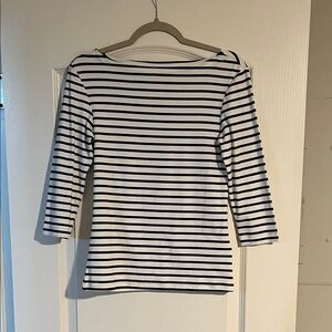 Women's Black and White Striped Long Sleeve Top